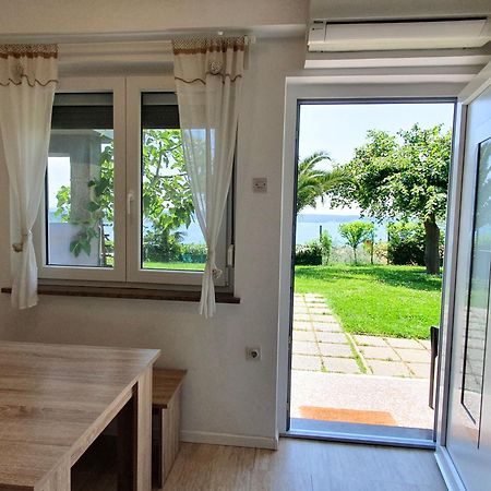 Apartment With Seaview And Garden For 6 Portorož Exteriör bild
