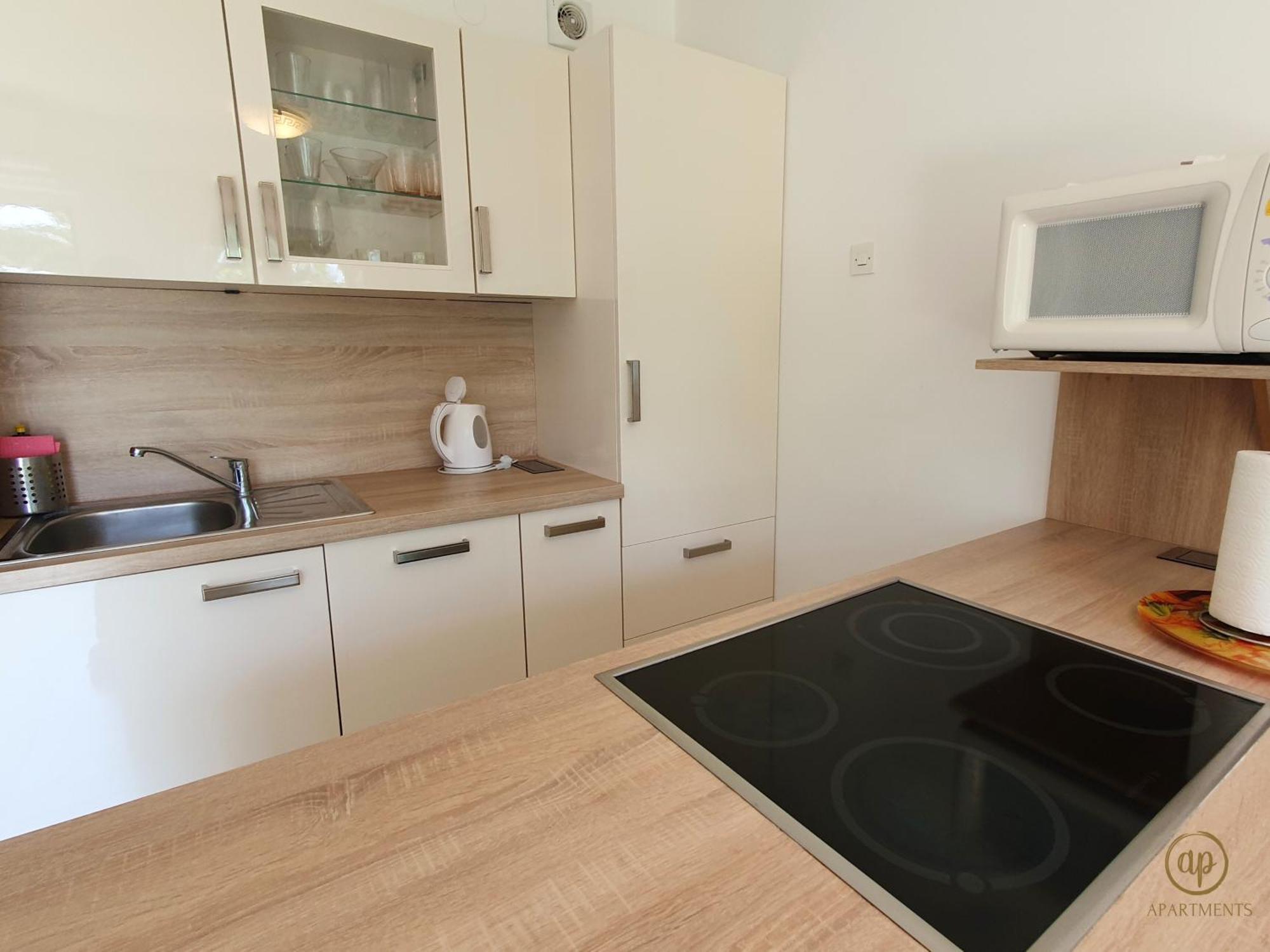 Apartment With Seaview And Garden For 6 Portorož Exteriör bild
